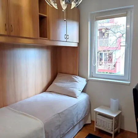 New!!! In Mari Center Apartment *